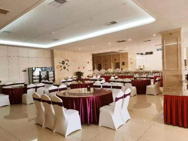 Huashan Xinghe International Hotel Huayin Екстериор снимка