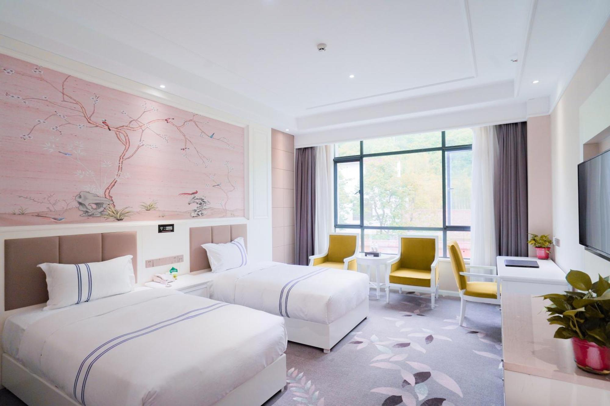 Huashan Xinghe International Hotel Huayin Екстериор снимка